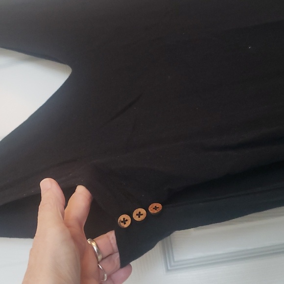 Free People black v neck front/back tunic and pants set. Linen. Large. - Picture 2 of 5